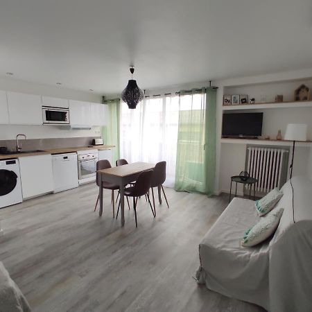 Appartement Climatise Avec Balcon,Wifi, Proche Remparts Авіньйон Екстер'єр фото