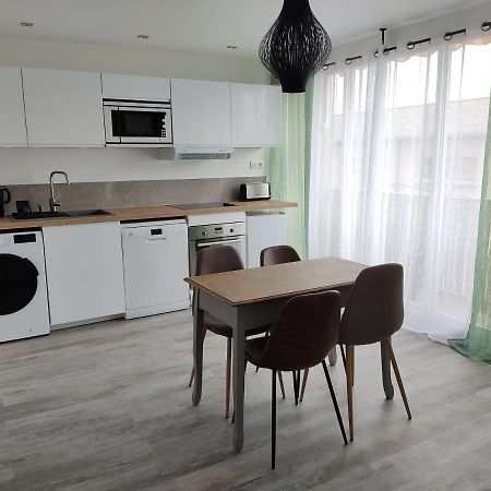 Appartement Climatise Avec Balcon,Wifi, Proche Remparts Авіньйон Екстер'єр фото